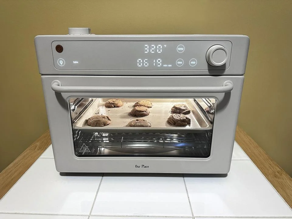 Oven control panel with delay bake button highlighted